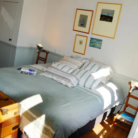 La Maison Du Port Bed and breakfast *